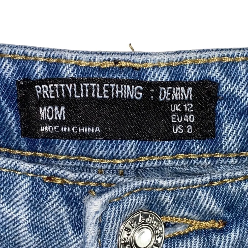 Pretty Little Thing Vintage Wash High Rise Barrel Leg Mom‎ Denim Jeans Size 8